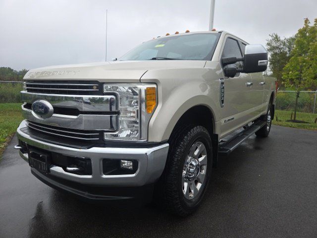 Used 2017 Ford F350 Lariat w/ Lariat Ultimate Package AWD/4WD image 2