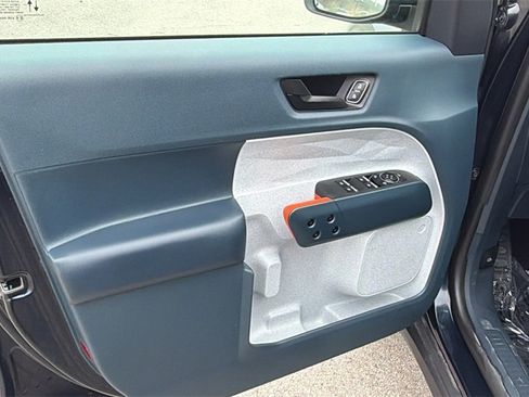 Used 2022 Ford Maverick XLT w/ Equipment Group 300A Standard image 12