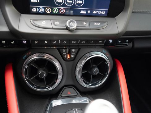 Used 2019 Chevrolet Camaro SS image 20