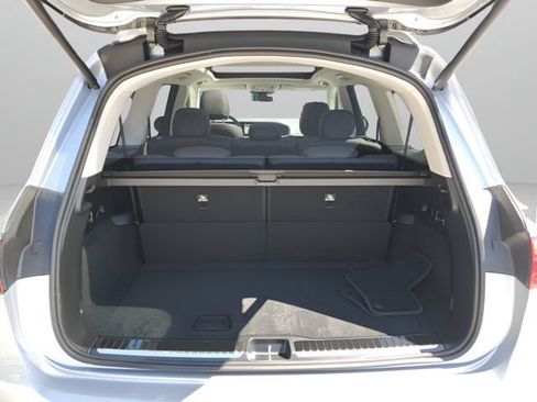 Certified 2026 Mercedes-Benz GLS 450 4MATIC image 32