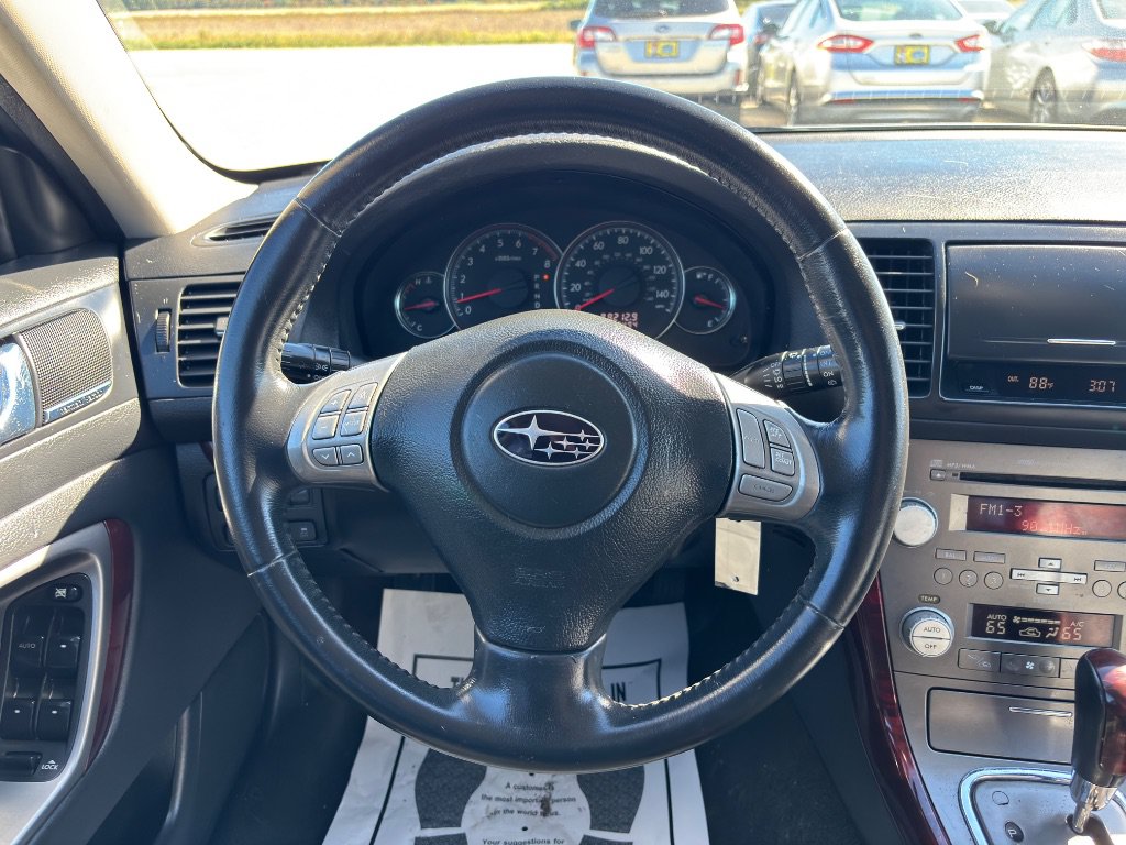 Used 2009 Subaru Outback 2.5i Limited AWD/4WD image 13