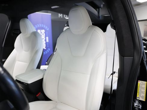 Used 2020 Tesla Model X Long Range AWD/4WD image 30