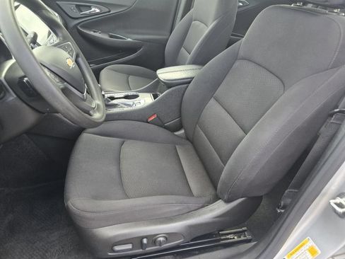 Used 2022 Chevrolet Malibu LT FWD image 20