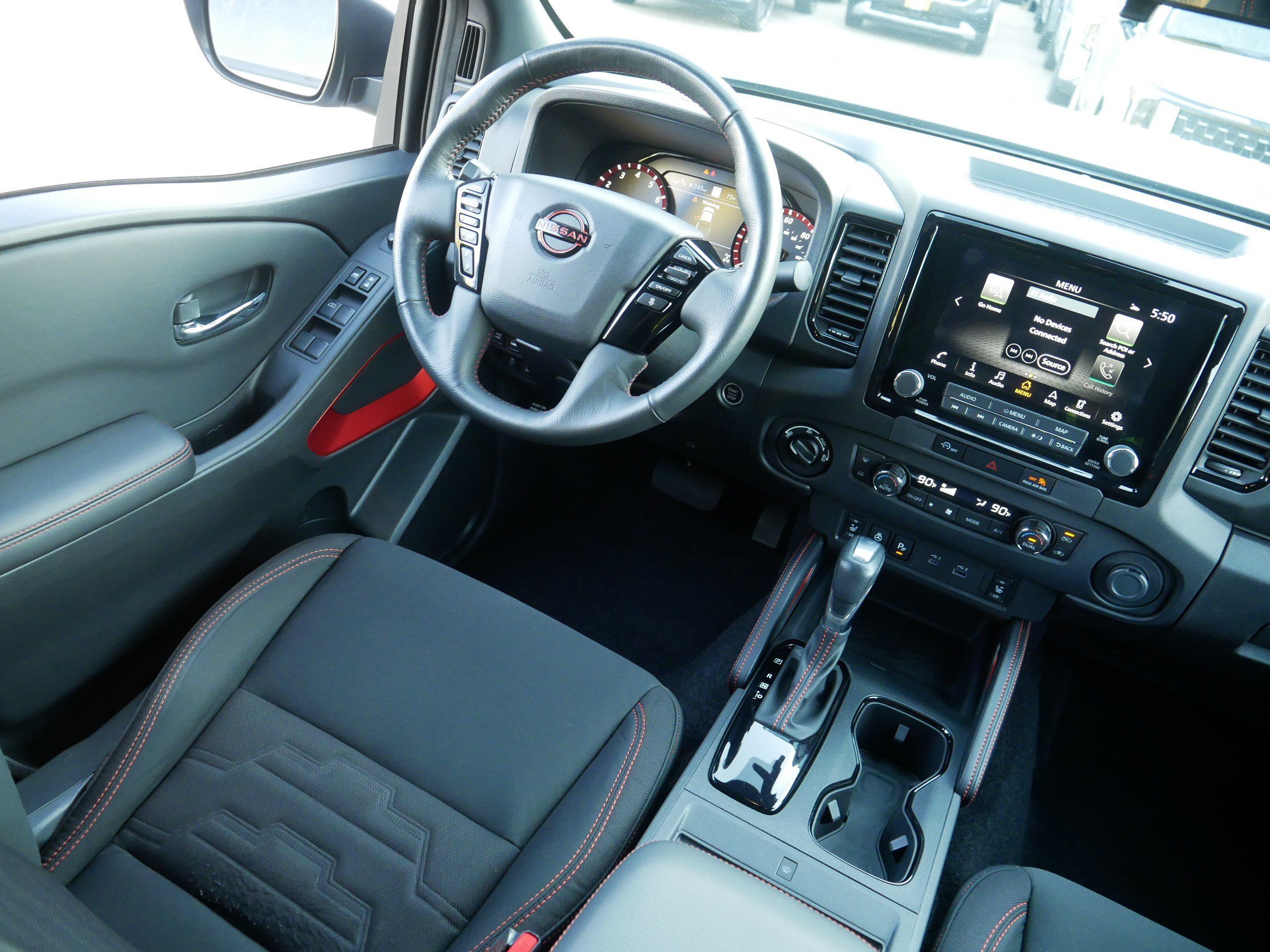 Certified 2023 Nissan Frontier PRO-4X w/ Pro Convenience Package AWD/4WD image 9