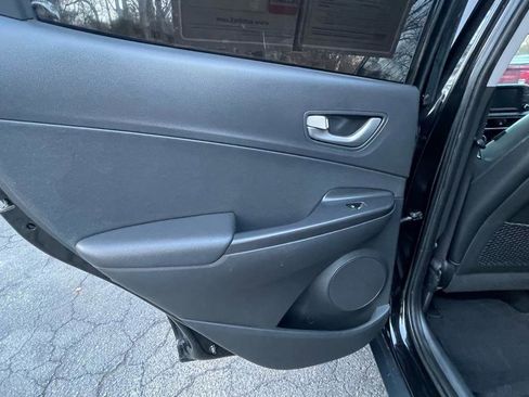 Used 2020 Hyundai Kona Limited image 16