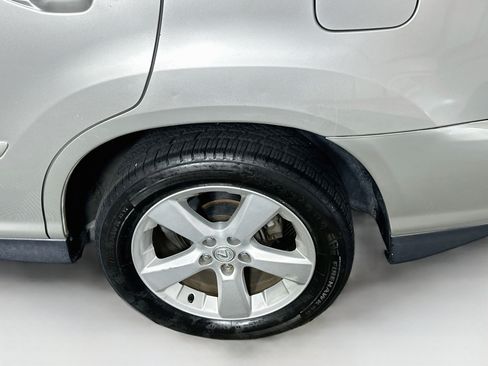 Used 2005 Lexus RX 330 FWD image 11