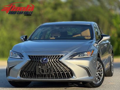 Used 2022 Lexus ES 300h