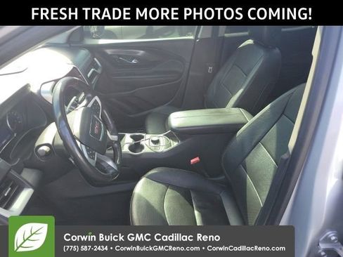 Used 2021 GMC Terrain SLT w/ Infotainment Package II image 6