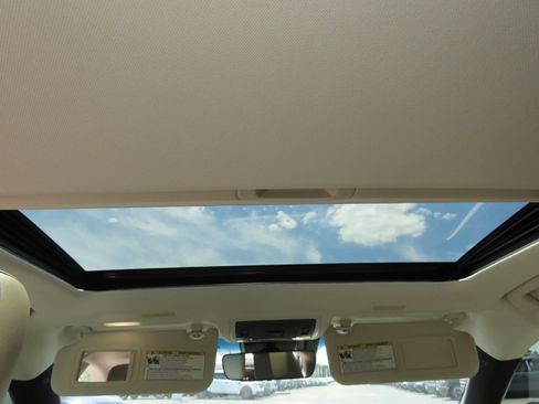 Used 2020 Lexus ES 350 w/ Premium Package FWD image 19