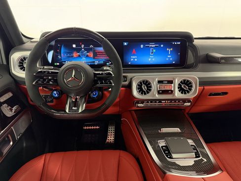 Used 2026 Mercedes-Benz G 63 AMG 4MATIC image 25