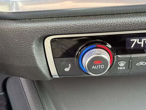 Used 2022 Audi Q3 2.0T Premium Plus w/ Premium Plus Package image 21