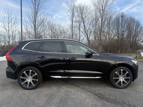 Used 2018 Volvo XC60 T5 Inscription w/ Convenience Package image 2