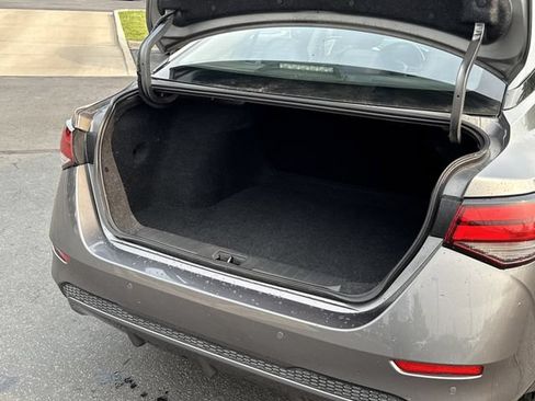 Used 2021 Nissan Sentra SV FWD image 21