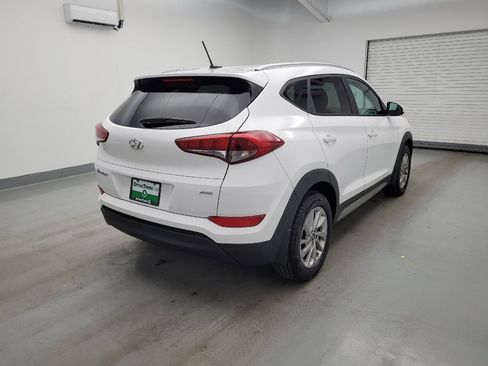 Used 2017 Hyundai Tucson SE w/ SE Popular Package 02 AWD/4WD image 9