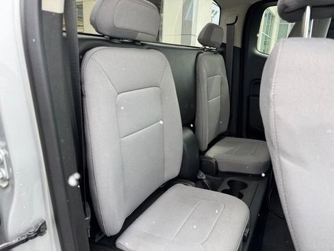 Used 2020 Chevrolet Colorado W/T w/ WT Convenience Package image 11