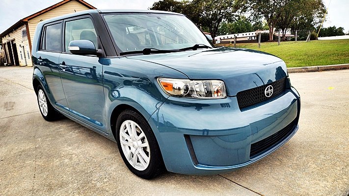 Used 2008 Scion xB FWD image 11