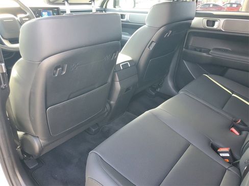 Used 2024 Hyundai Santa Fe XRT image 23