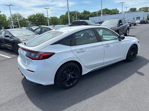 Used 2025 Honda Civic Sport image 8