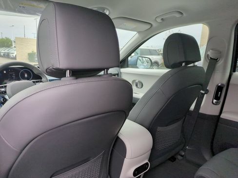 New 2026 Hyundai Ioniq 5 SEL RWD image 28