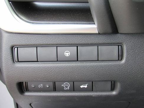 Certified 2023 Nissan Rogue SV w/ SV Premium B Package FWD image 30
