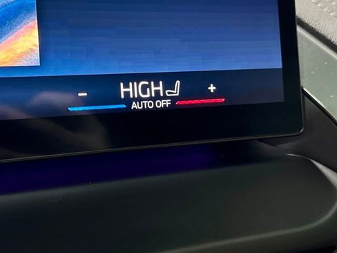 Used 2025 BMW X3 xDrive30i w/ Premium Package image 24