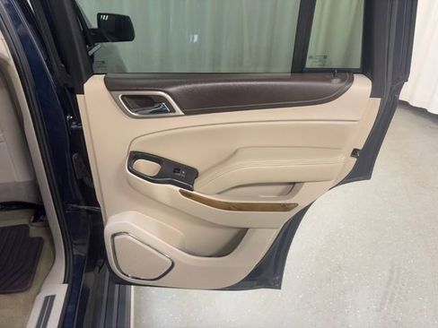 Used 2017 GMC Yukon Denali image 41