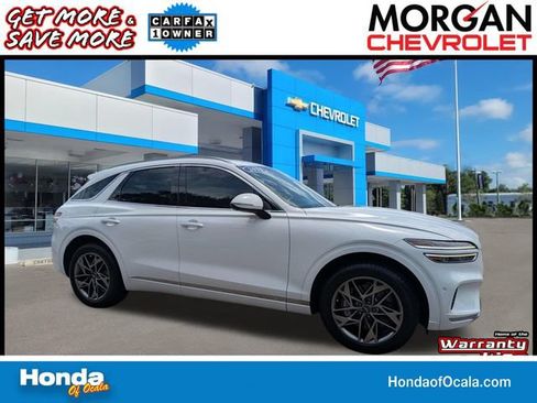 Used 2023 Genesis GV70 2.5T w/ Advanced Package AWD/4WD image 1