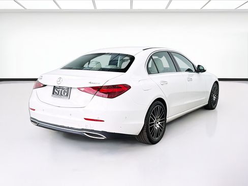 Used 2023 Mercedes-Benz C 300 4MATIC Sedan image 4