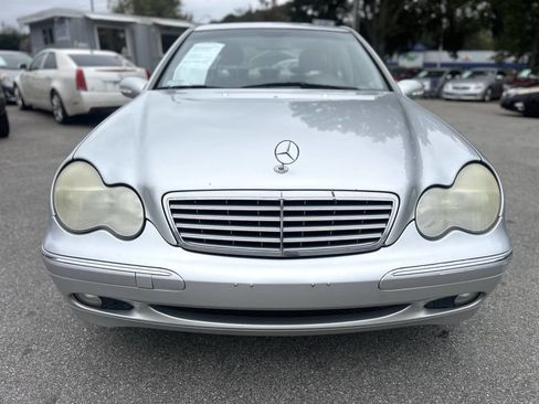 Used 2002 Mercedes-Benz C 320 Sedan image 2