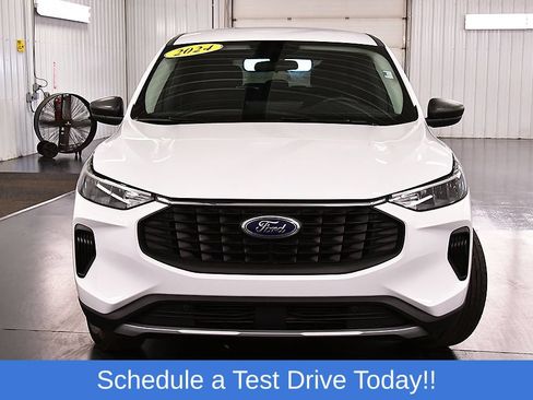 Used 2024 Ford Escape Active w/ Tech Pack #1 AWD/4WD image 2