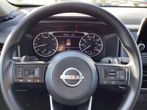 Used 2024 Nissan Rogue S AWD/4WD image 24