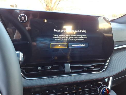 New 2026 Chevrolet Equinox RS w/ Convenience Package III FWD image 16