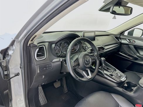 Used 2018 MAZDA CX-9 Touring w/ Touring Premium Package image 10
