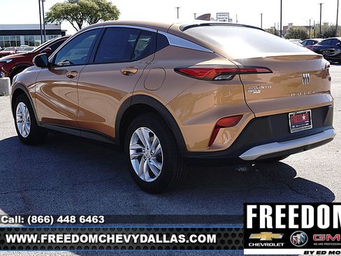 New 2026 Buick Envista Preferred FWD image 5