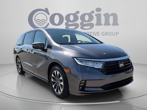 Certified 2024 Honda Odyssey EX-L image 8