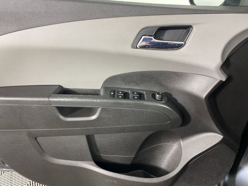 Used 2013 Chevrolet Sonic LT image 20