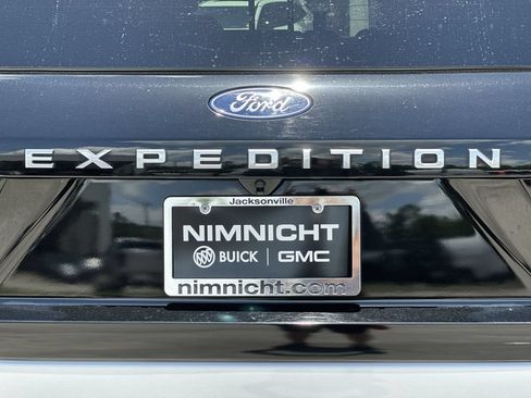 Used 2025 Ford Expedition Platinum AWD/4WD image 31