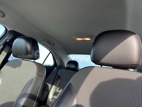 Used 2015 Chevrolet Malibu LT w/ Power Convenience Package image 27