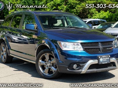 Used 2015 Dodge Journey Crossroad w/ Flexible Seating Group AWD/4WD image 1