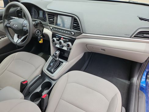 Used 2019 Hyundai Elantra SEL FWD image 15