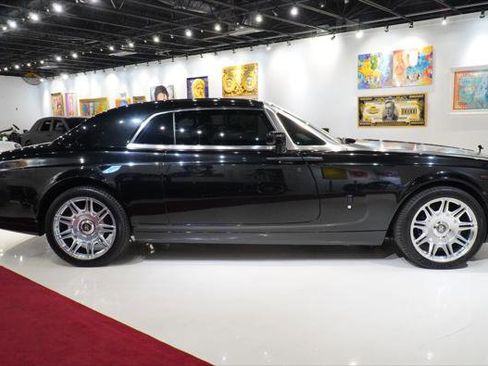 Used 2009 Rolls-Royce Phantom Coupe image 13