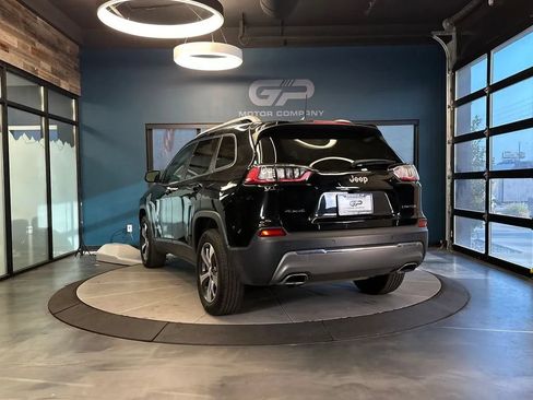 Used 2020 Jeep Cherokee Limited w/ Technology Group AWD/4WD image 5