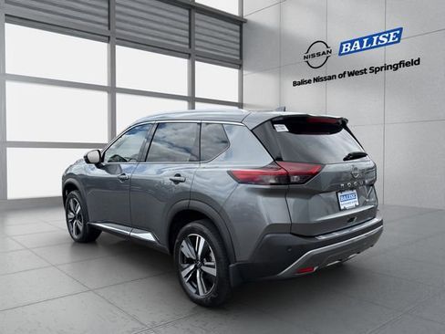 Used 2023 Nissan Rogue SL AWD/4WD image 5