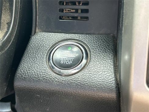 Certified 2020 Ford F350 Lariat w/ Lariat Ultimate Package image 34