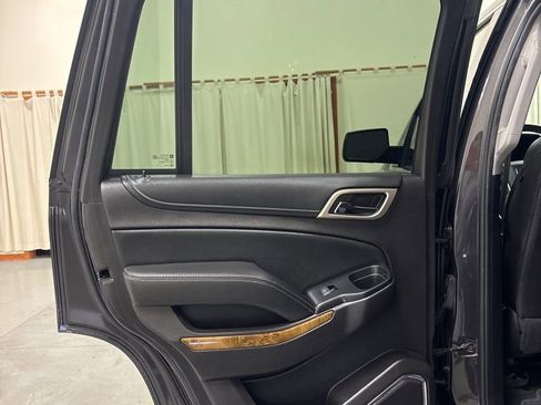 Used 2017 GMC Yukon Denali w/ Open Road Package AWD/4WD image 25