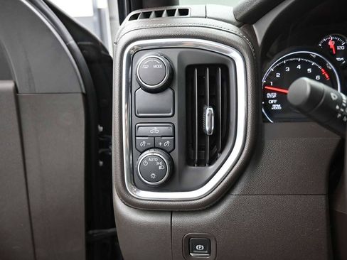 Used 2020 Chevrolet Silverado 1500 LT w/ All-Star Edition RWD image 10