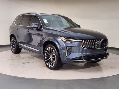 New 2026 Volvo XC90 B6 Plus w/ Protection Package Premier image 7