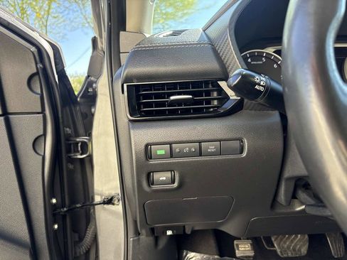 Used 2021 Nissan Sentra SV image 23