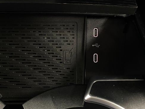 Certified 2025 Mercedes-Benz GLS 450 4MATIC image 28