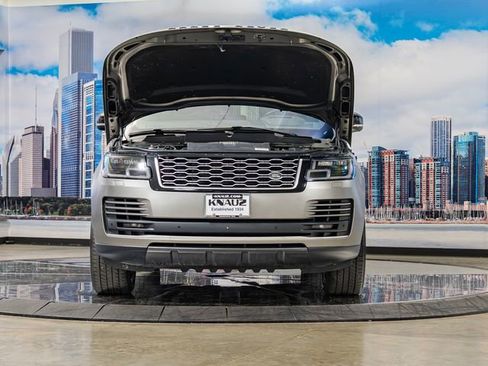 Used 2019 Land Rover Range Rover HSE AWD/4WD image 4